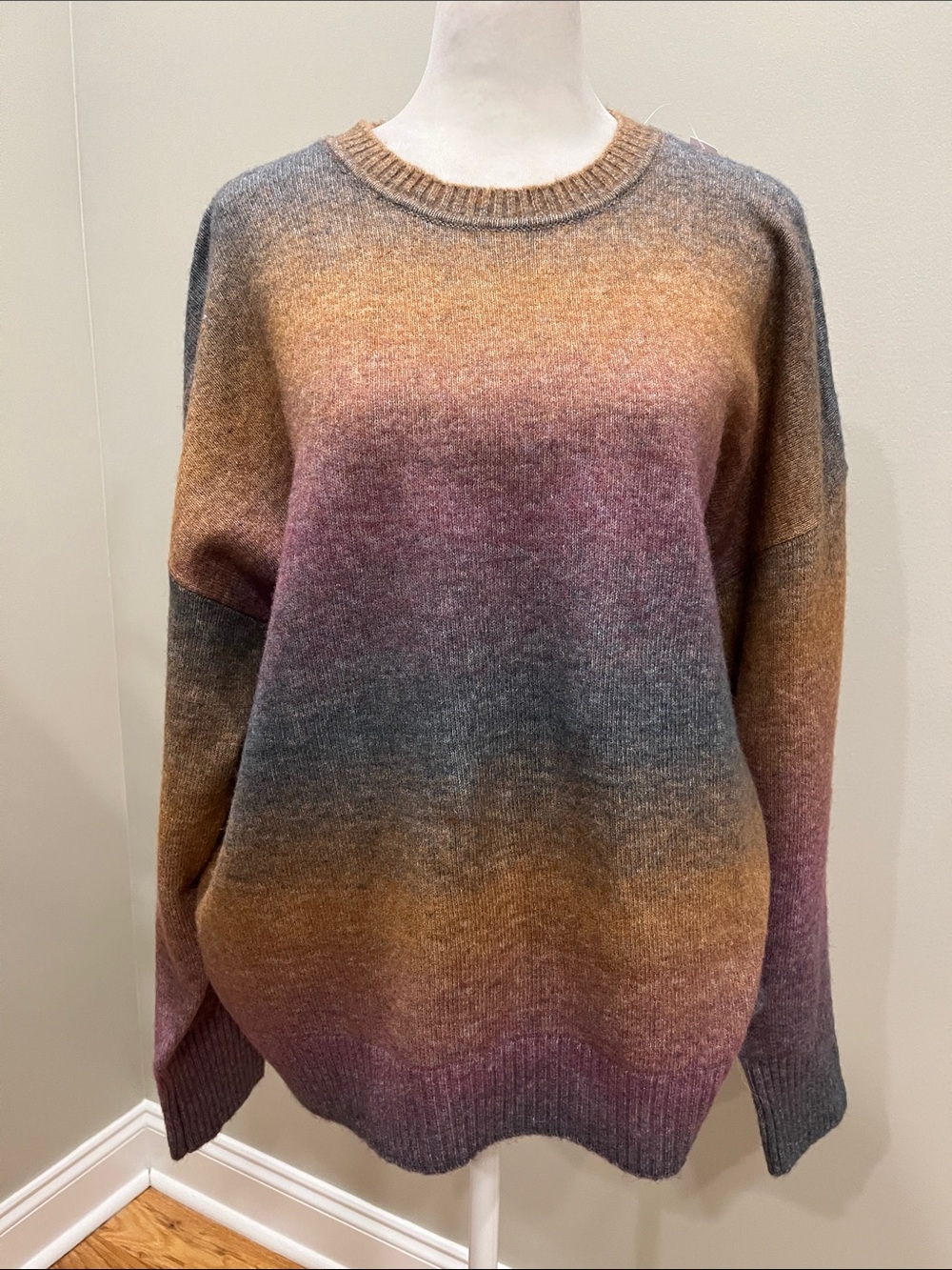 Old Navy Ombré Crew Neck Sweater